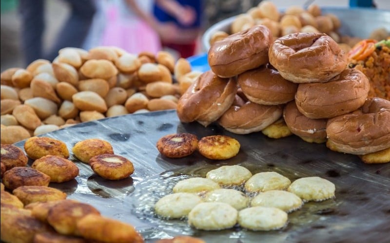 Aloo Tikki - Bánh khoai tây thơm ngon, độc lạ tại Ấn Độ