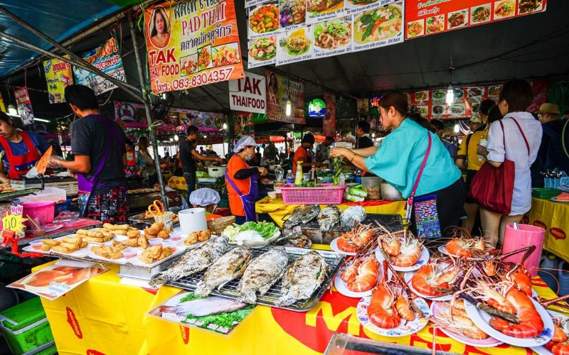 Food Court - Khu vực chuyên ẩm thực đồ ăn và thức uống