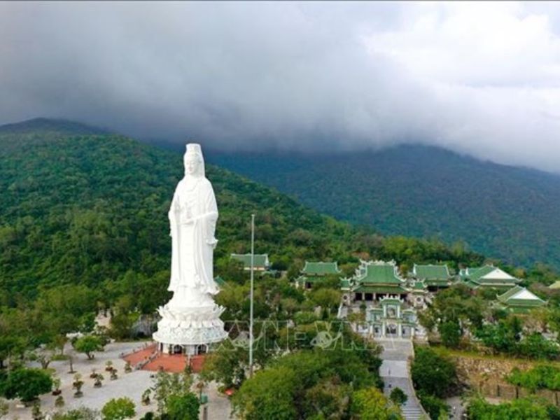 Chùa Linh Ứng - Thiên đàng văn cảnh