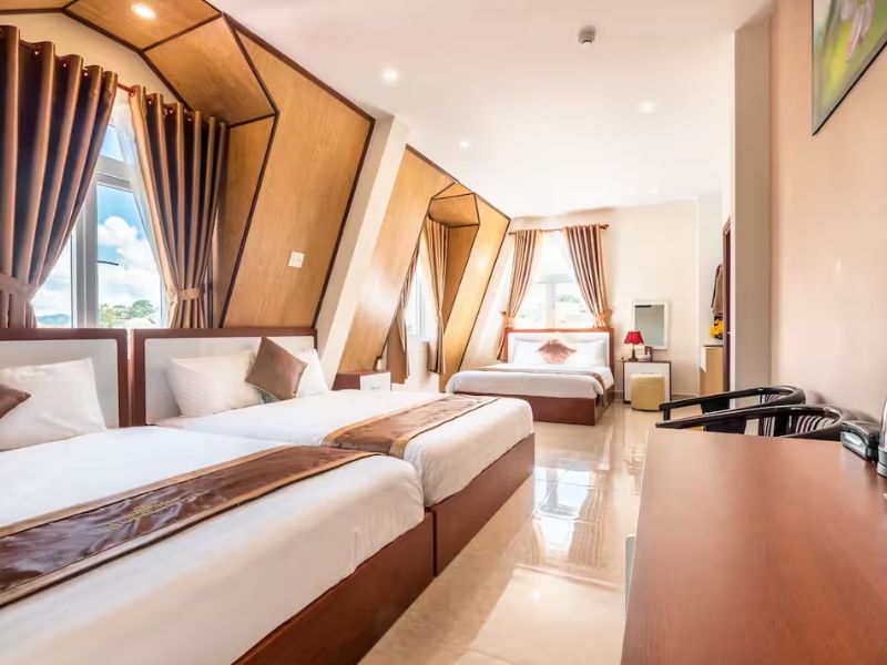 Khách sạn 2 sao Đà Lạt Aurora Hotel Dalat