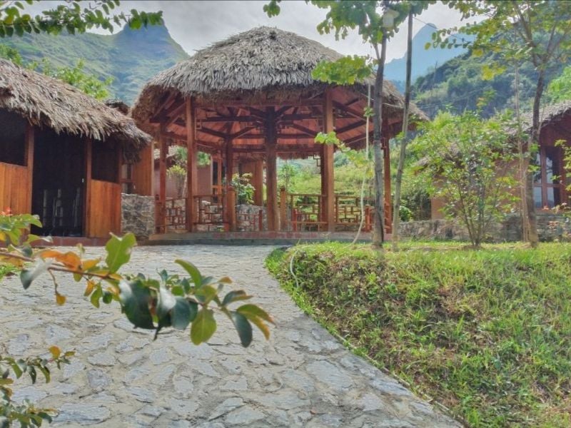 khách sạn Yên Minh Hà Giang Du Gia Stream lodge