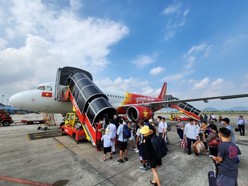 vietjet tự ý đổi chuyến bay