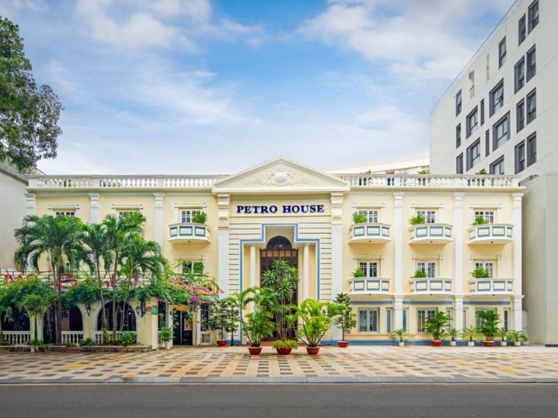 Khách sạn 4 sao Vũng Tàu Petro House